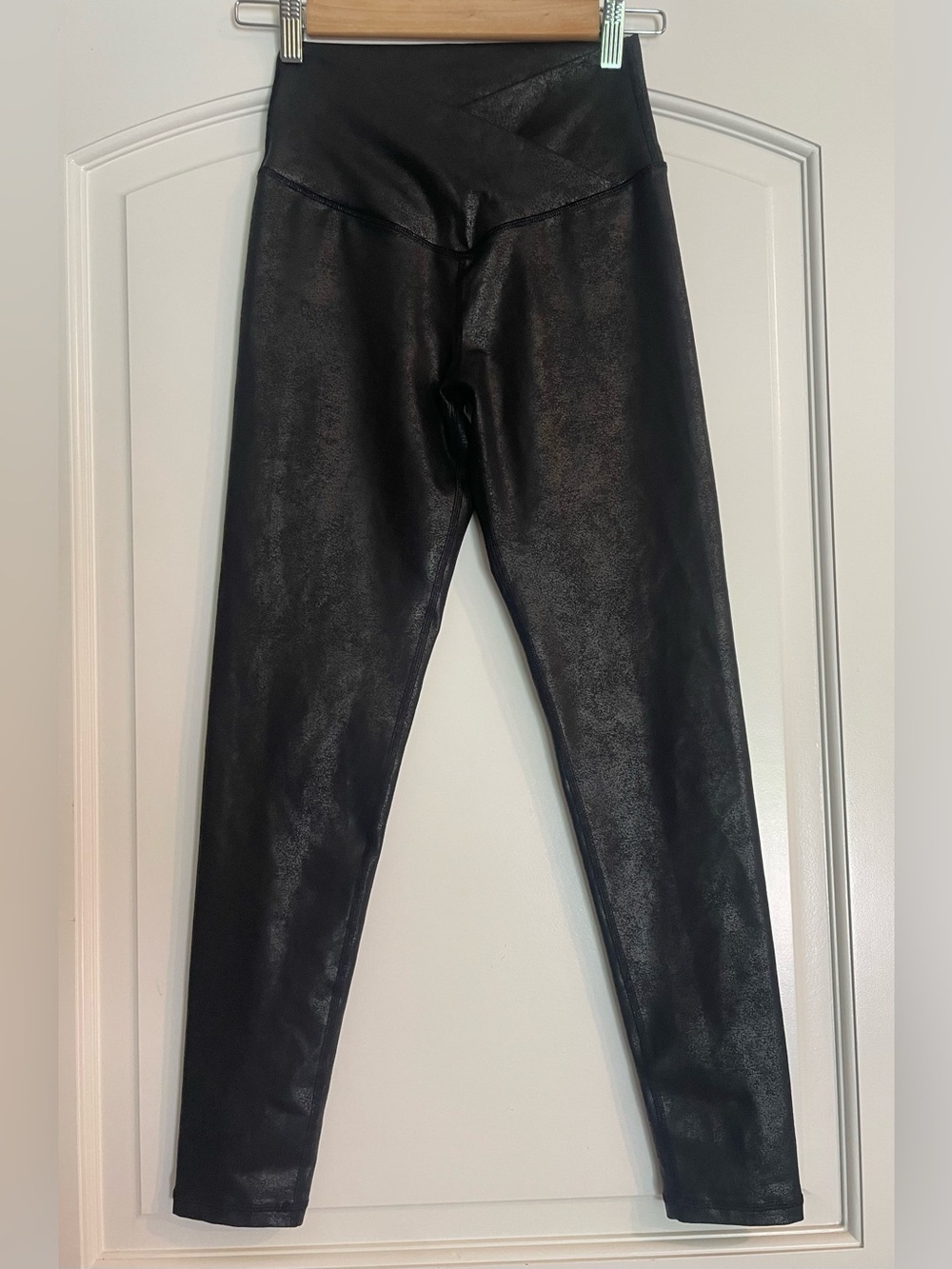 OFFLINE by Aerie Leggings Black Shimmer Solid Women's M Regular